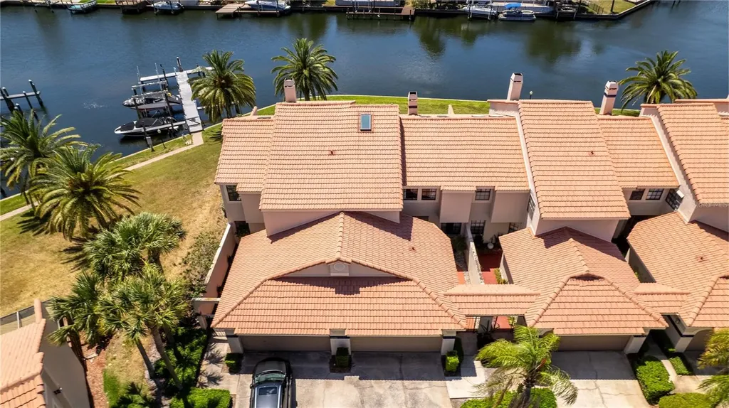 10438 Saint Tropez Place Tampa FL 33615