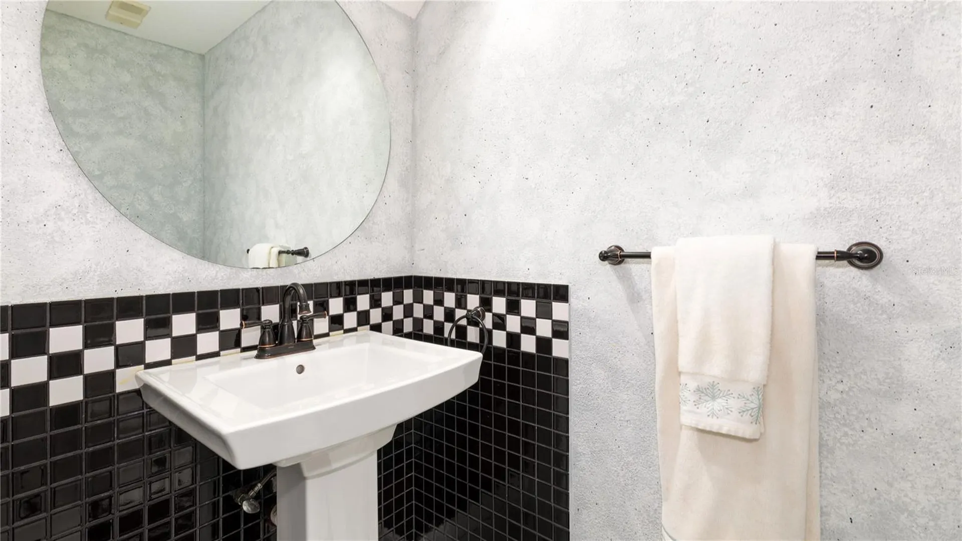 10438 Saint Tropez Place Tampa FL 33615