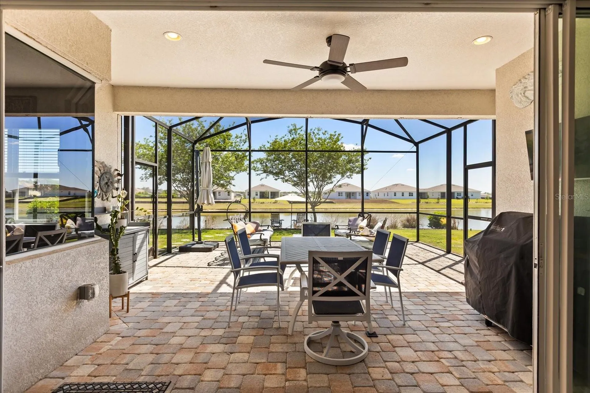 2472 Pawtucket Pass Mount Dora FL 32757