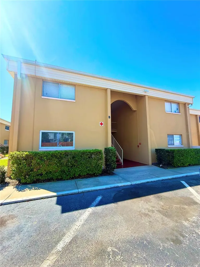 1000 Lake Of The Woods Boulevard Casselberry FL 32730
