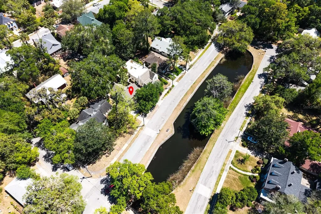 531 NE Boulevard Gainesville FL 32601