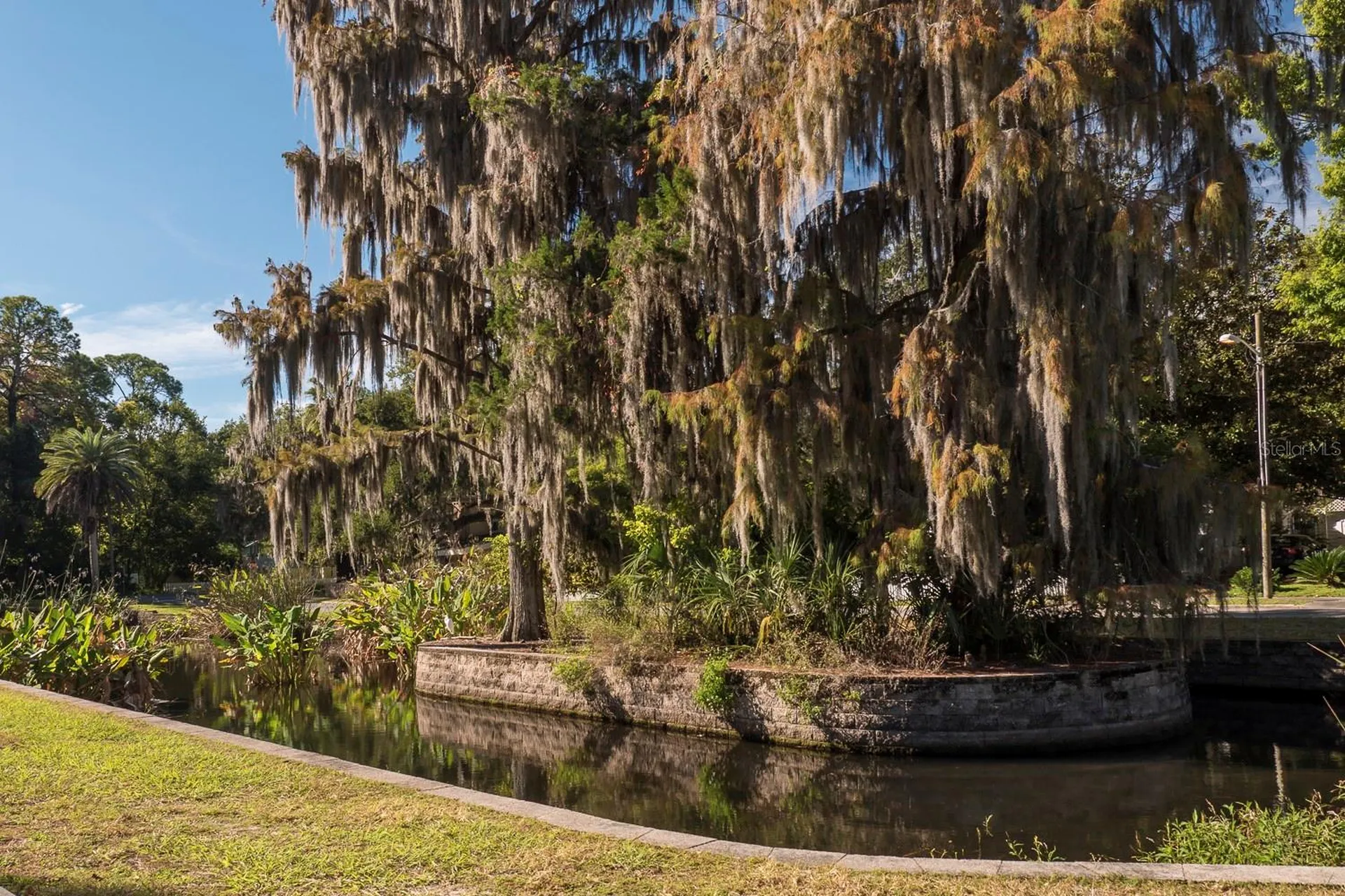 531 NE Boulevard Gainesville FL 32601