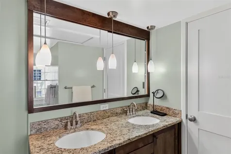 531 NE Boulevard Gainesville FL 32601