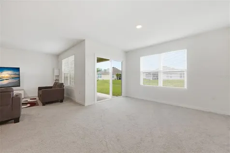 19142 NW 164th Road High Springs FL 32643
