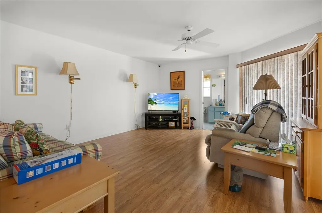 184 Mark Twain Lane Rotonda West FL 33947