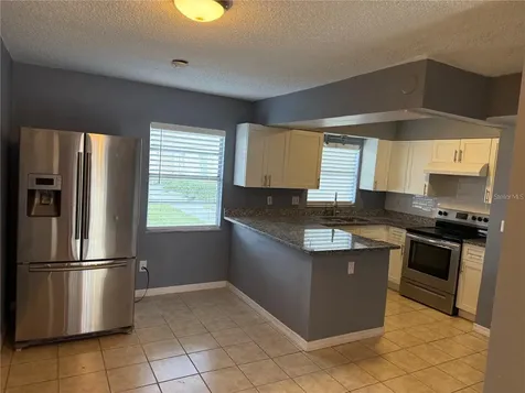 7210 N Manhattan Avenue Tampa FL 33614