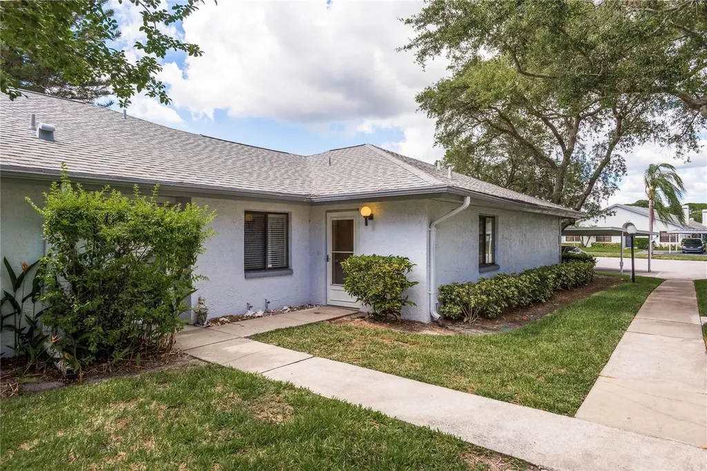 2713 Countryside Boulevard Clearwater FL 33761