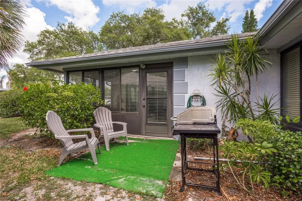 2713 Countryside Boulevard Clearwater FL 33761