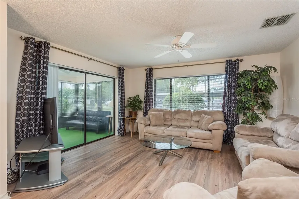 2713 Countryside Boulevard Clearwater FL 33761