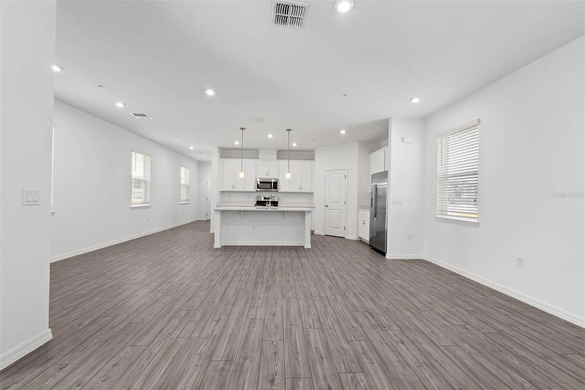 4718 Inner World Lane Wesley Chapel FL 33543