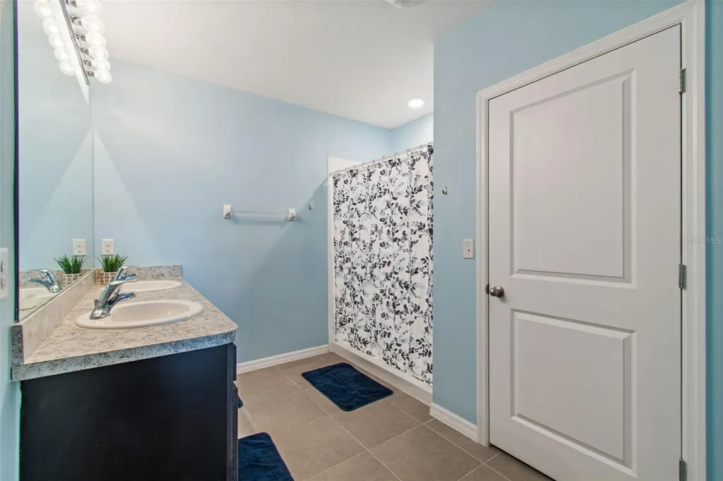 11913 Ledbury Commons Drive Gibsonton FL 33534