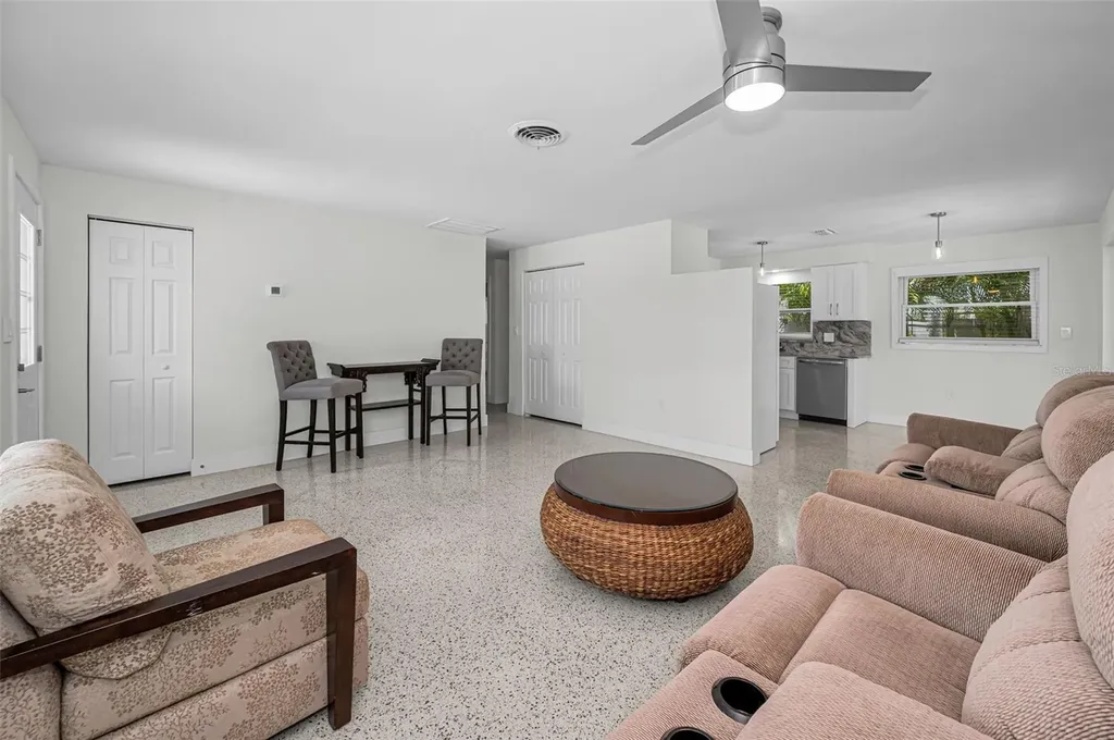 7691 Coquina Way St Pete Beach FL 33706