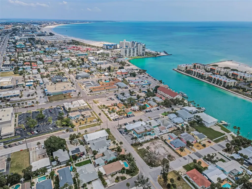7691 Coquina Way St Pete Beach FL 33706