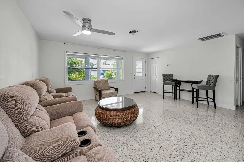 7691 Coquina Way St Pete Beach FL 33706