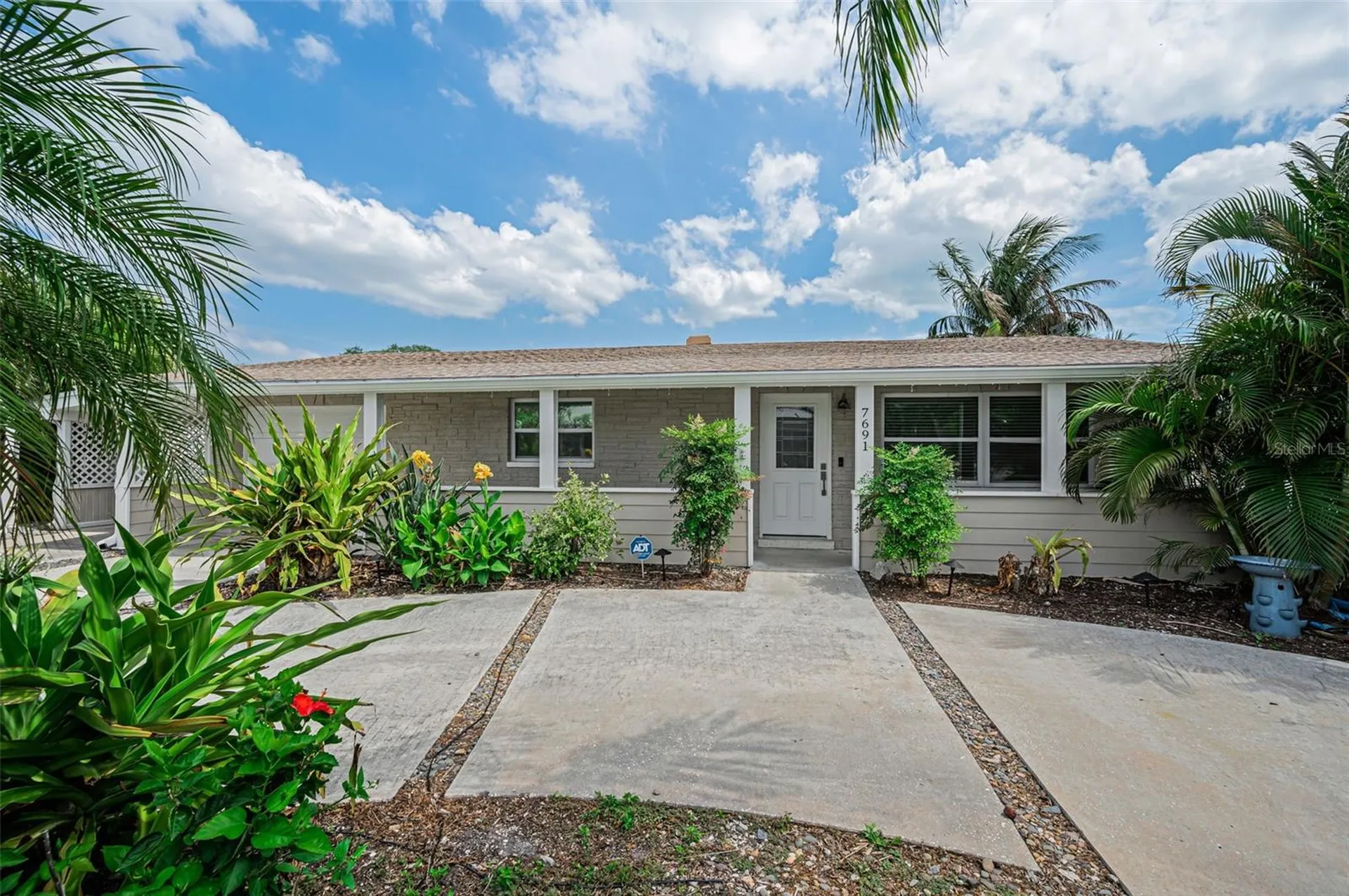 St Pete Beach FL, 7691 Coquina Way