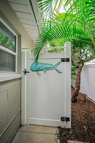 7691 Coquina Way St Pete Beach FL 33706