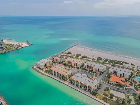 7691 Coquina Way St Pete Beach FL 33706