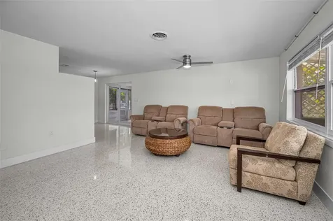 7691 Coquina Way St Pete Beach FL 33706