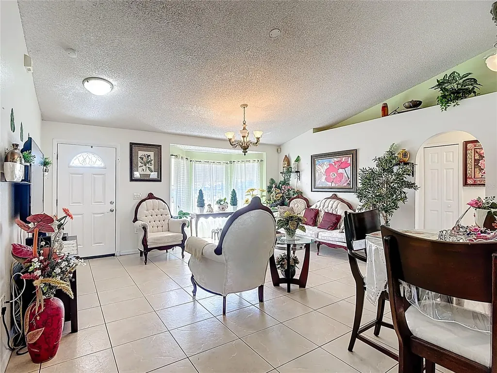 852 Franconville Court Kissimmee FL 34759