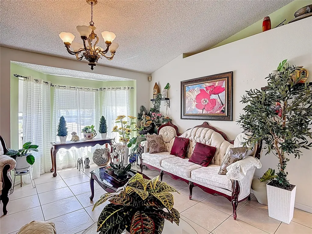 852 Franconville Court Kissimmee FL 34759