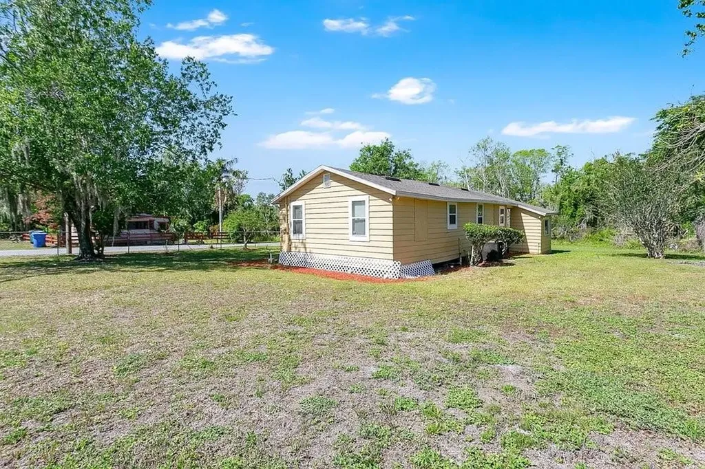 595 3rd Street Oviedo FL 32765