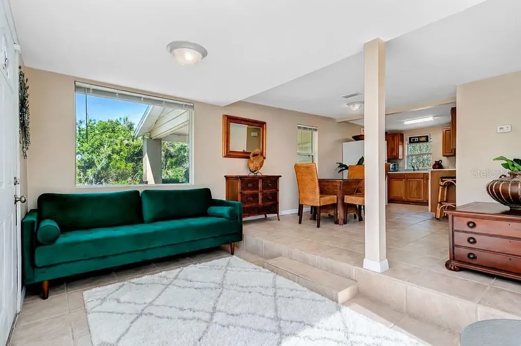 595 3rd Street Oviedo FL 32765