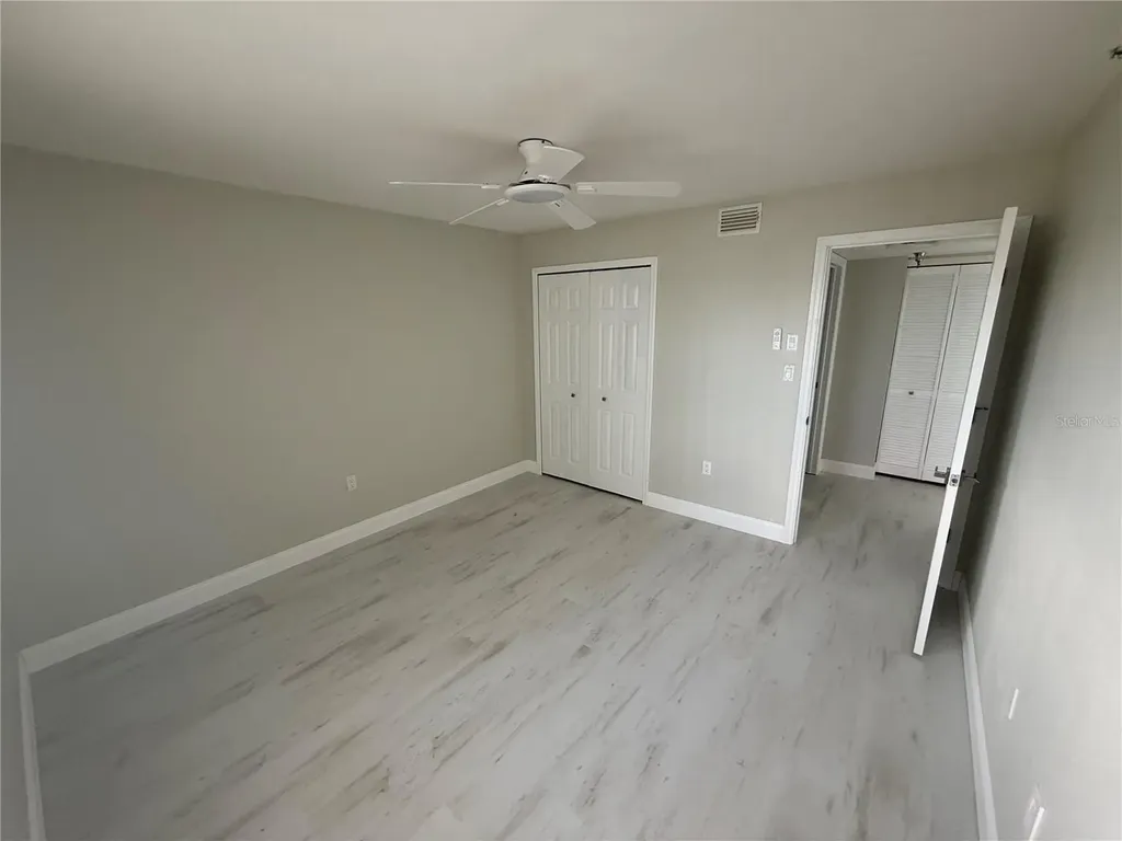 2530 Gary Circle Dunedin FL 34698
