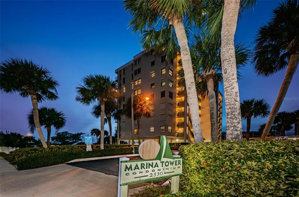 2530 Gary Circle Dunedin FL 34698