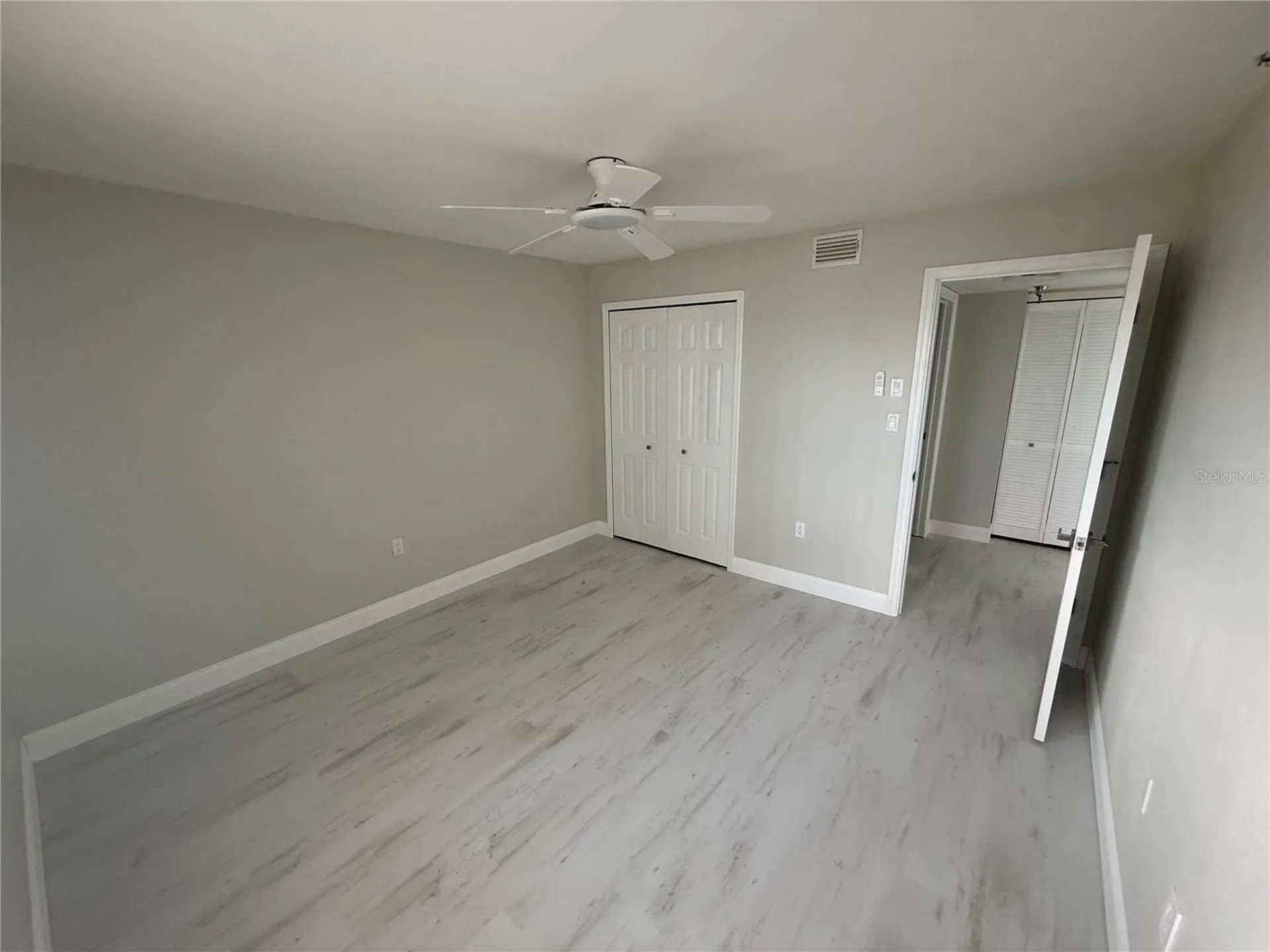 2530 Gary Circle Dunedin FL 34698