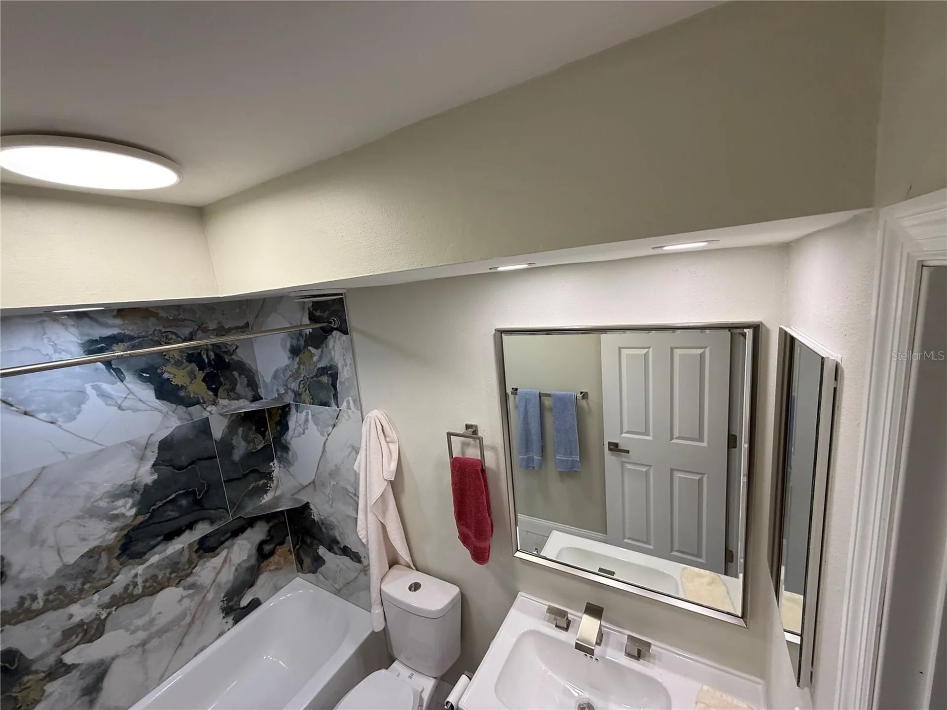 2530 Gary Circle Dunedin FL 34698