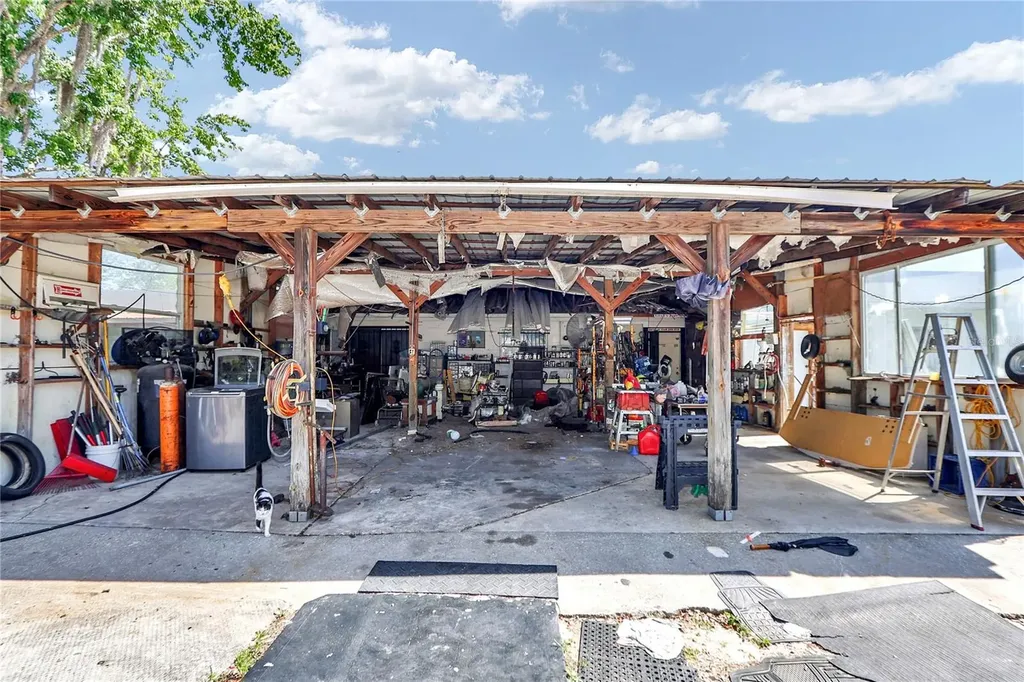 12850 Us Highway 27 Alt Williston FL 32696