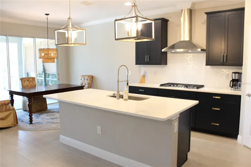 5721 Long Shore Loop Sarasota FL 34238