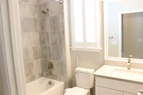 5721 Long Shore Loop Sarasota FL 34238
