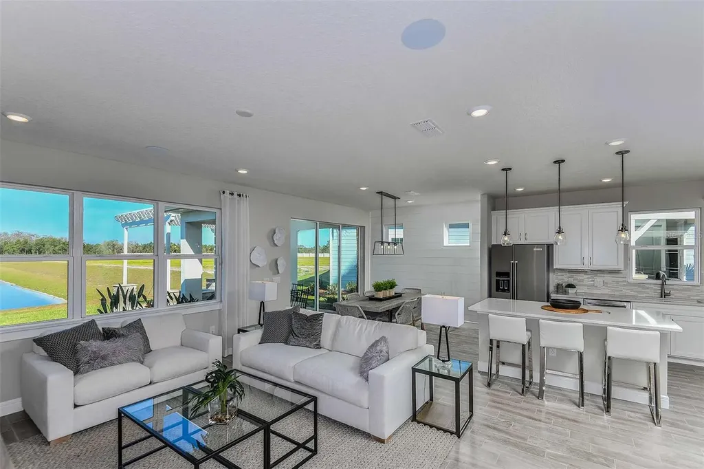2327 Lily Bloom Road St Cloud FL 34771