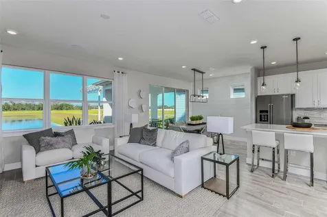 2327 Lily Bloom Road St Cloud FL 34771