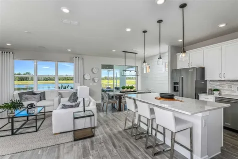 2327 Lily Bloom Road St Cloud FL 34771