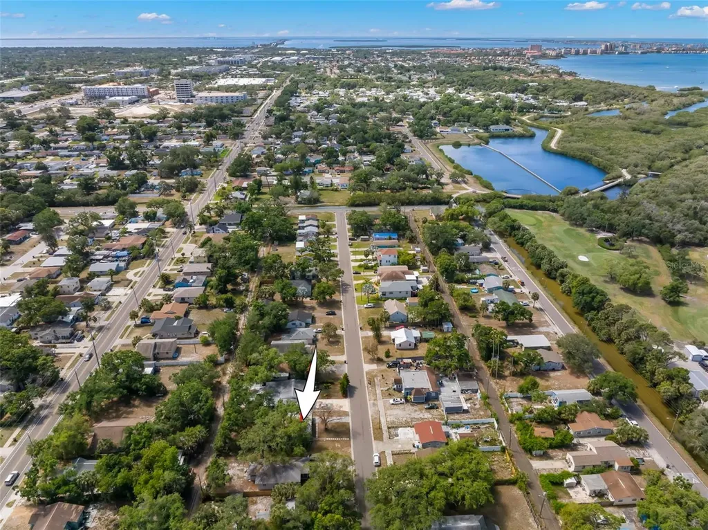 2356 Kingston Street S St Petersburg FL 33711