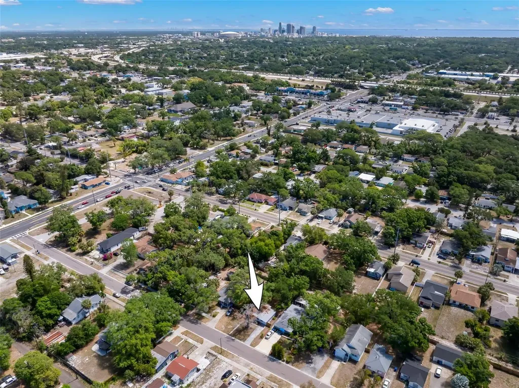 2356 Kingston Street S St Petersburg FL 33711