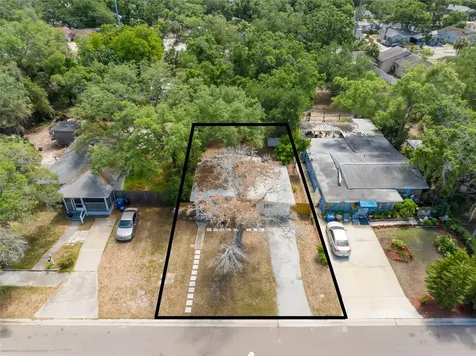2356 Kingston Street S St Petersburg FL 33711
