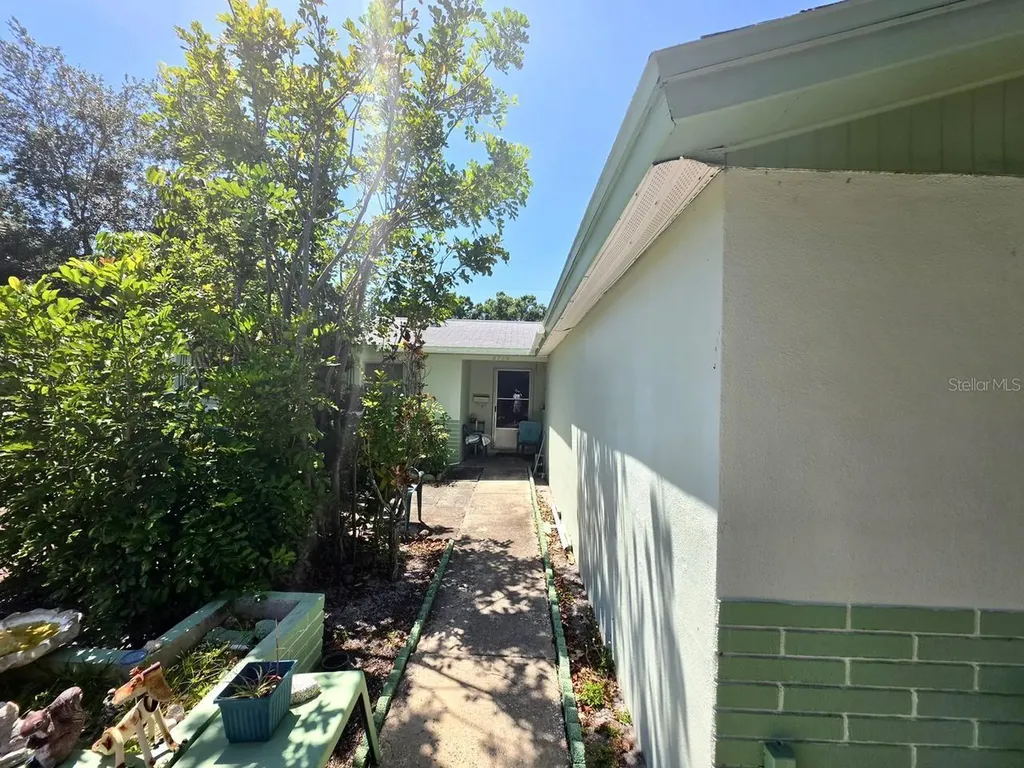 8700 58th Street N Pinellas Park FL 33782