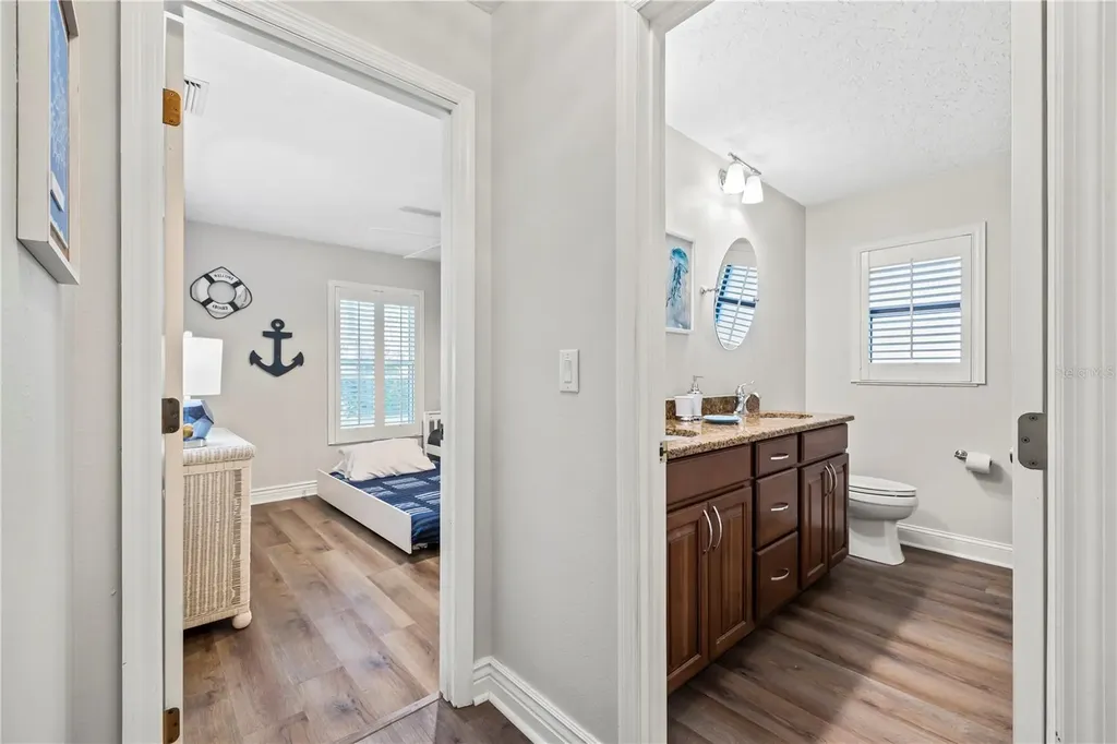 4125 Pinar Drive Bradenton FL 34210