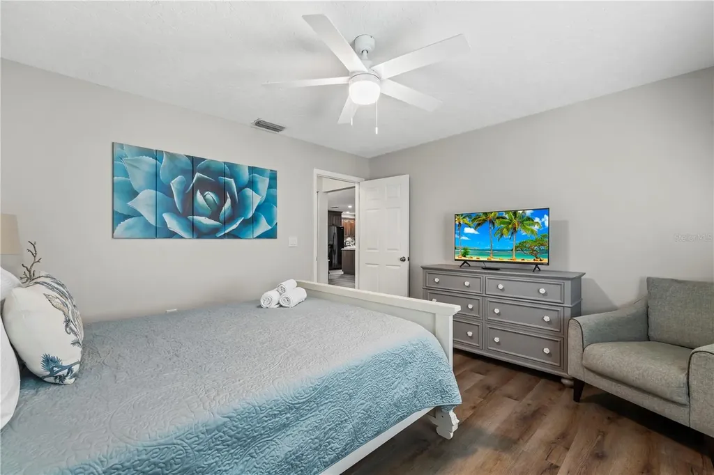 4125 Pinar Drive Bradenton FL 34210