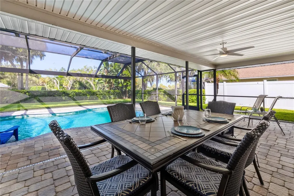 4125 Pinar Drive Bradenton FL 34210