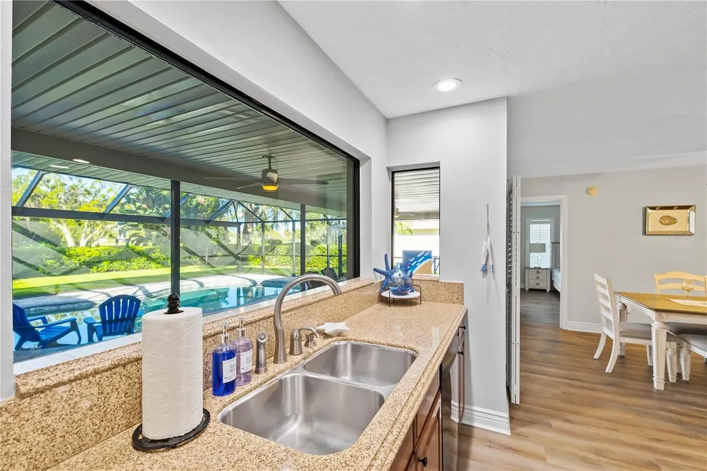 4125 Pinar Drive Bradenton FL 34210