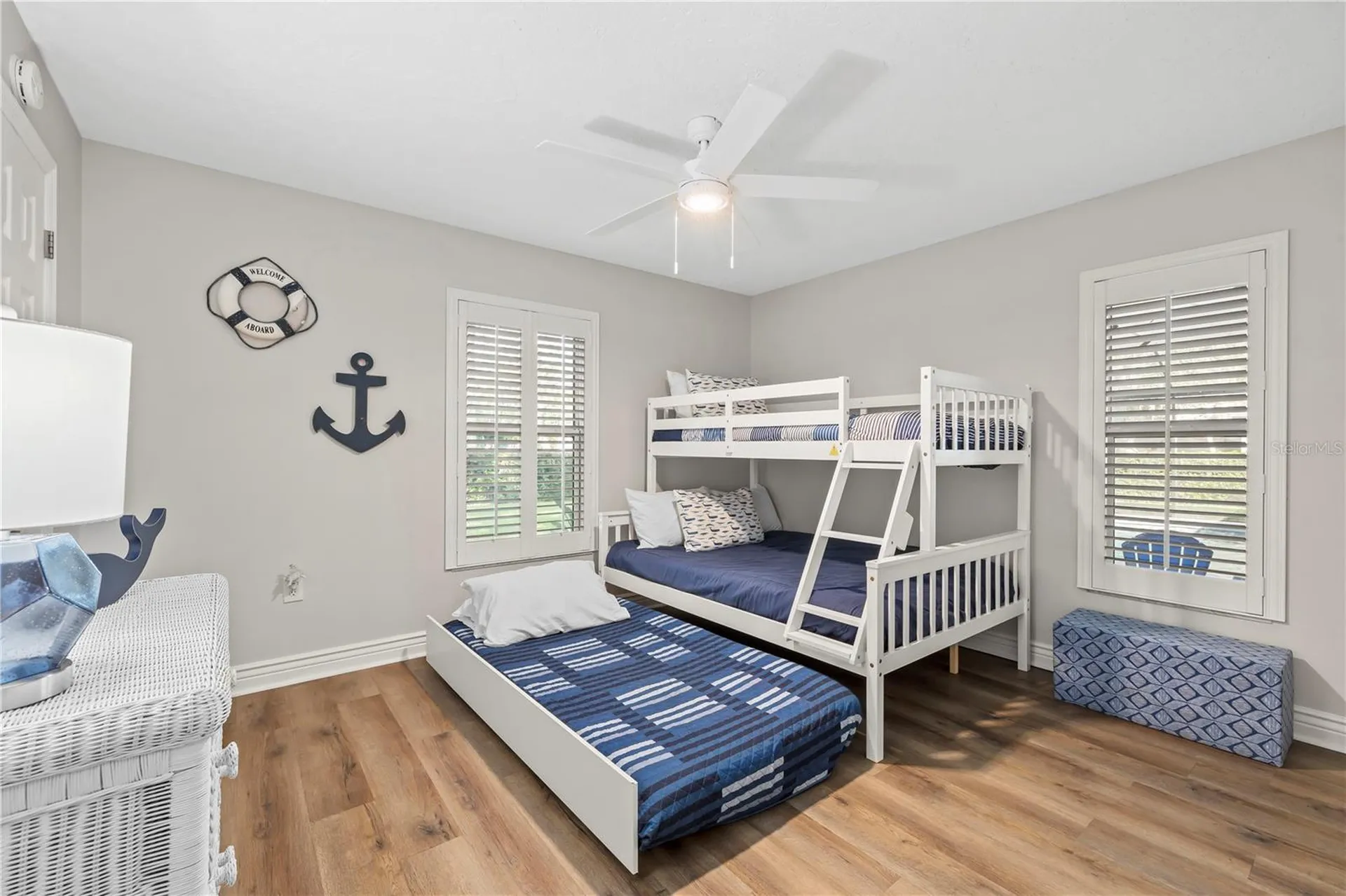 4125 Pinar Drive Bradenton FL 34210