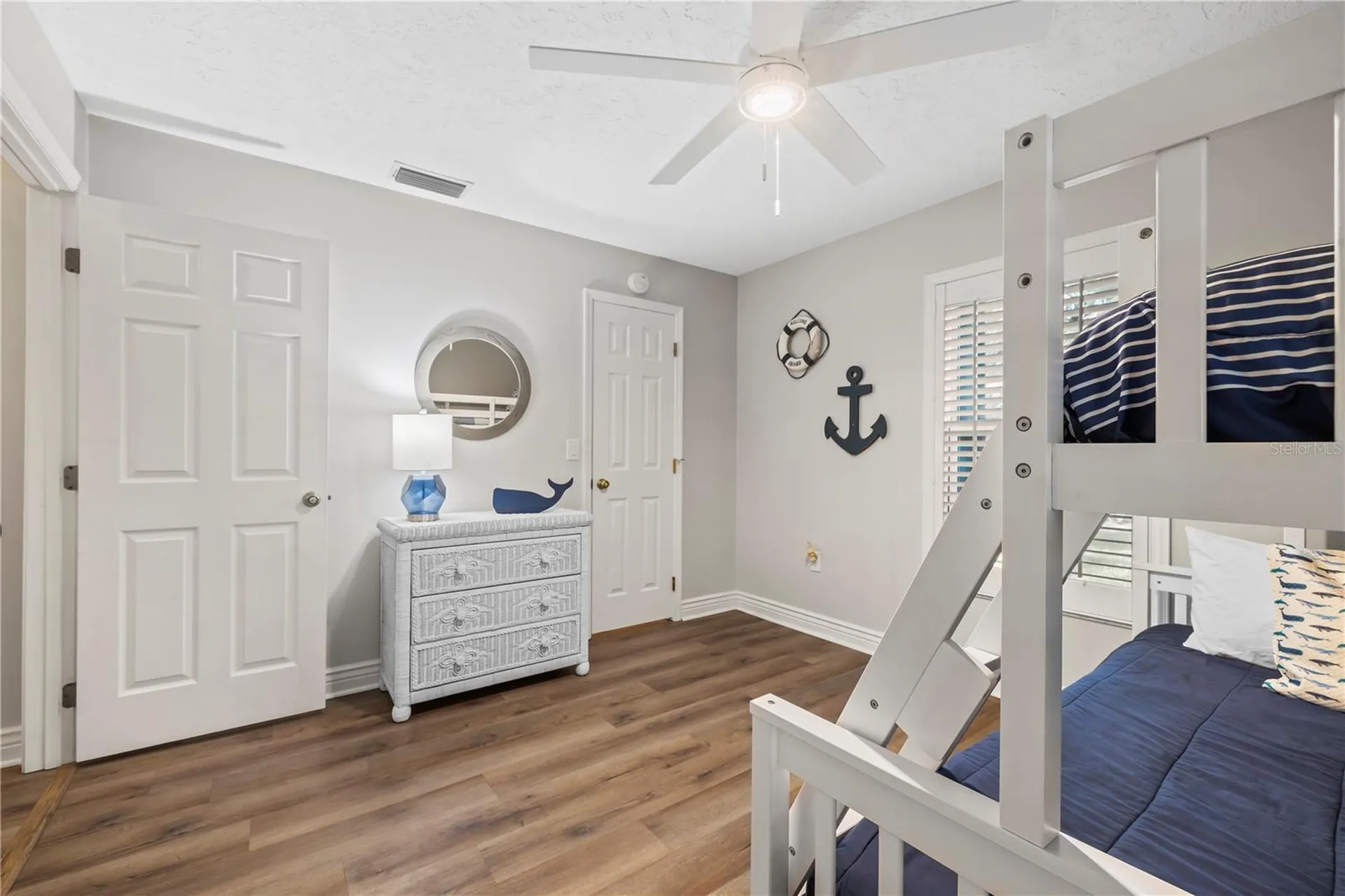 4125 Pinar Drive Bradenton FL 34210