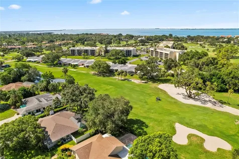 4125 Pinar Drive Bradenton FL 34210