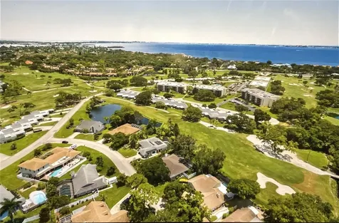 4125 Pinar Drive Bradenton FL 34210