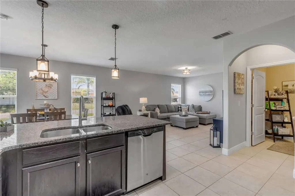 5321 Peach Blossom Boulevard Port Orange FL 32128