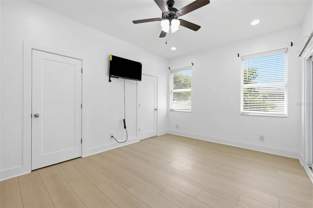 4401 Cobia Drive SE St Petersburg FL 33705